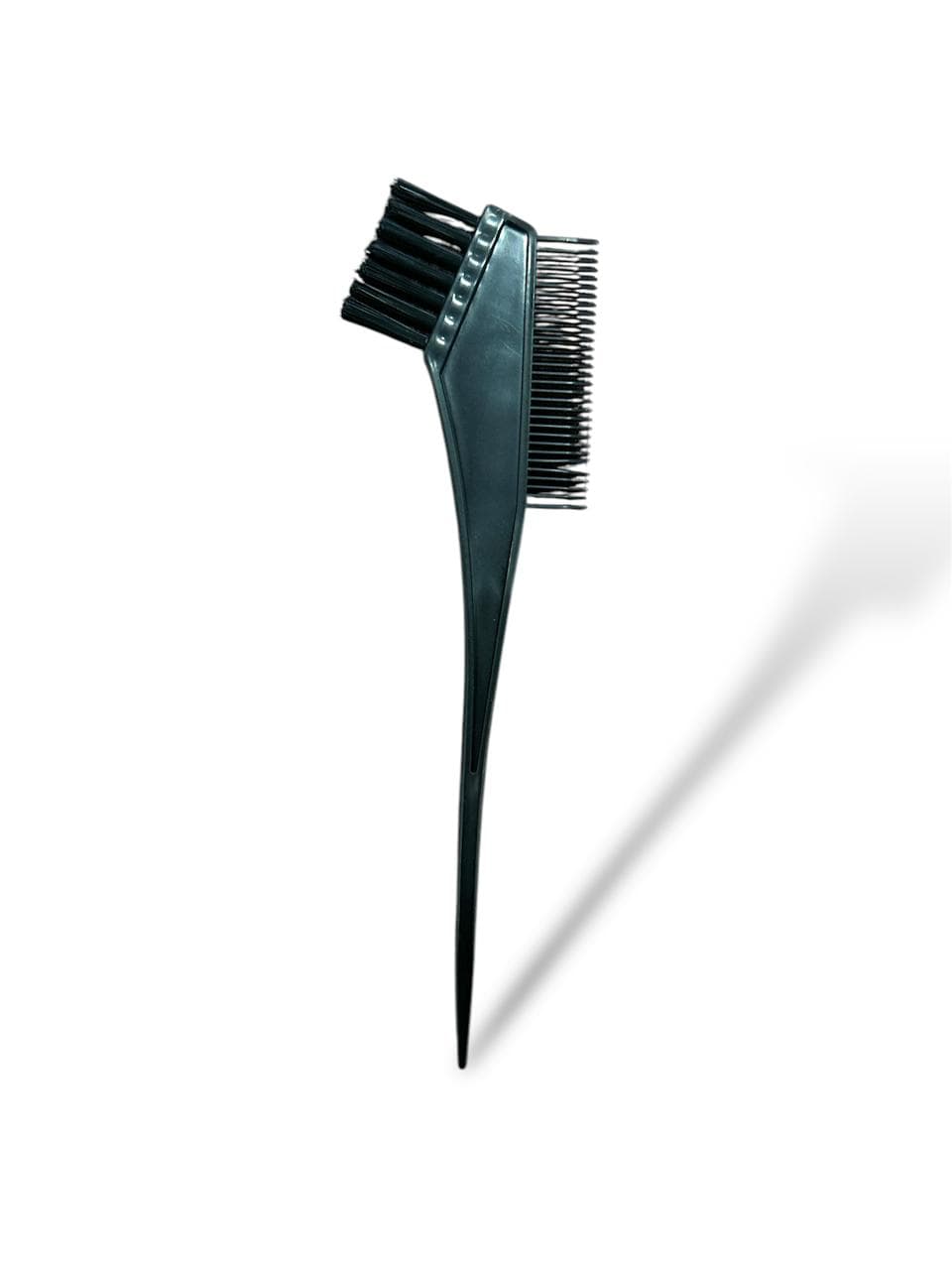 Dye dish and dye brush